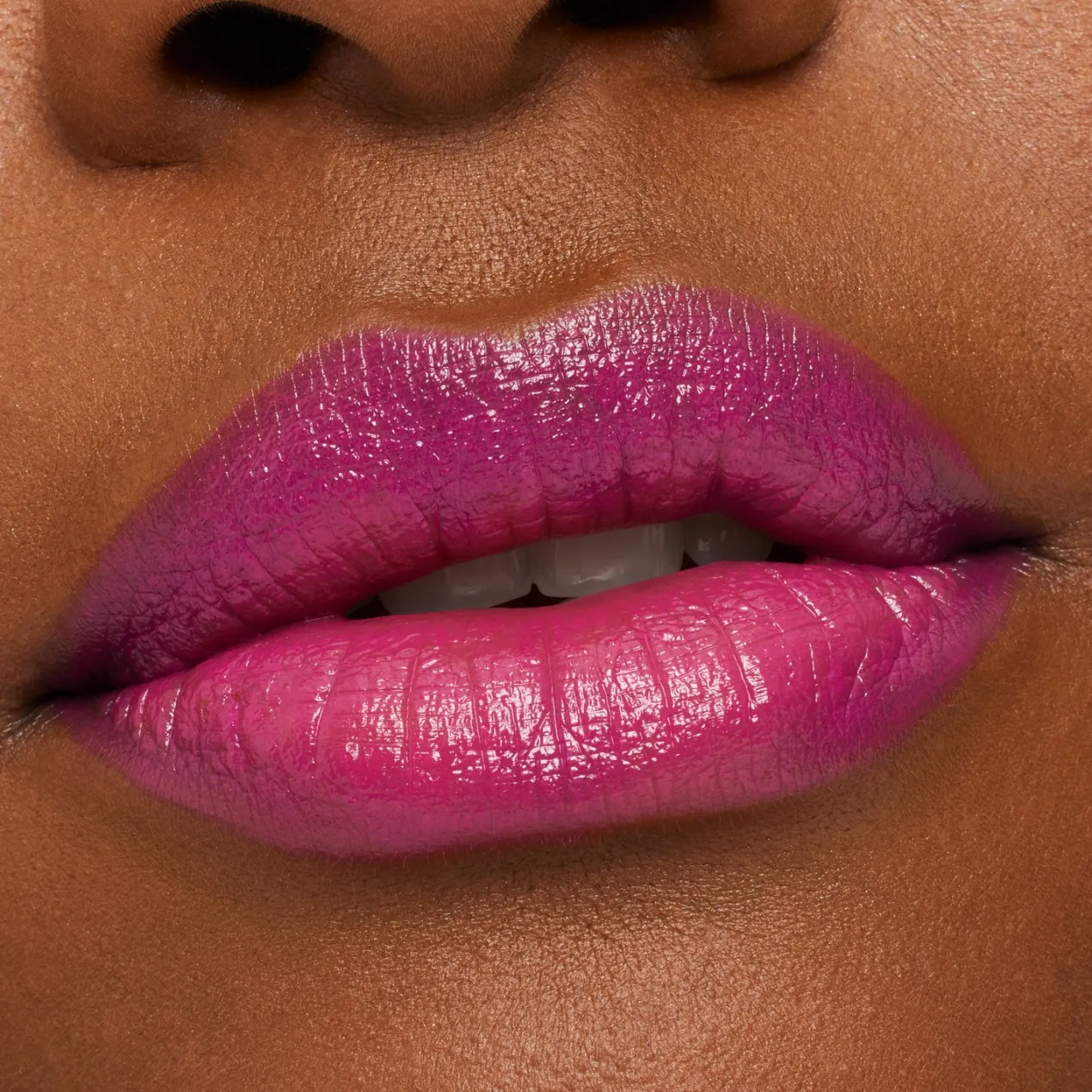 Barra de labios M·A·Cximal Sleek Satin Lipstick