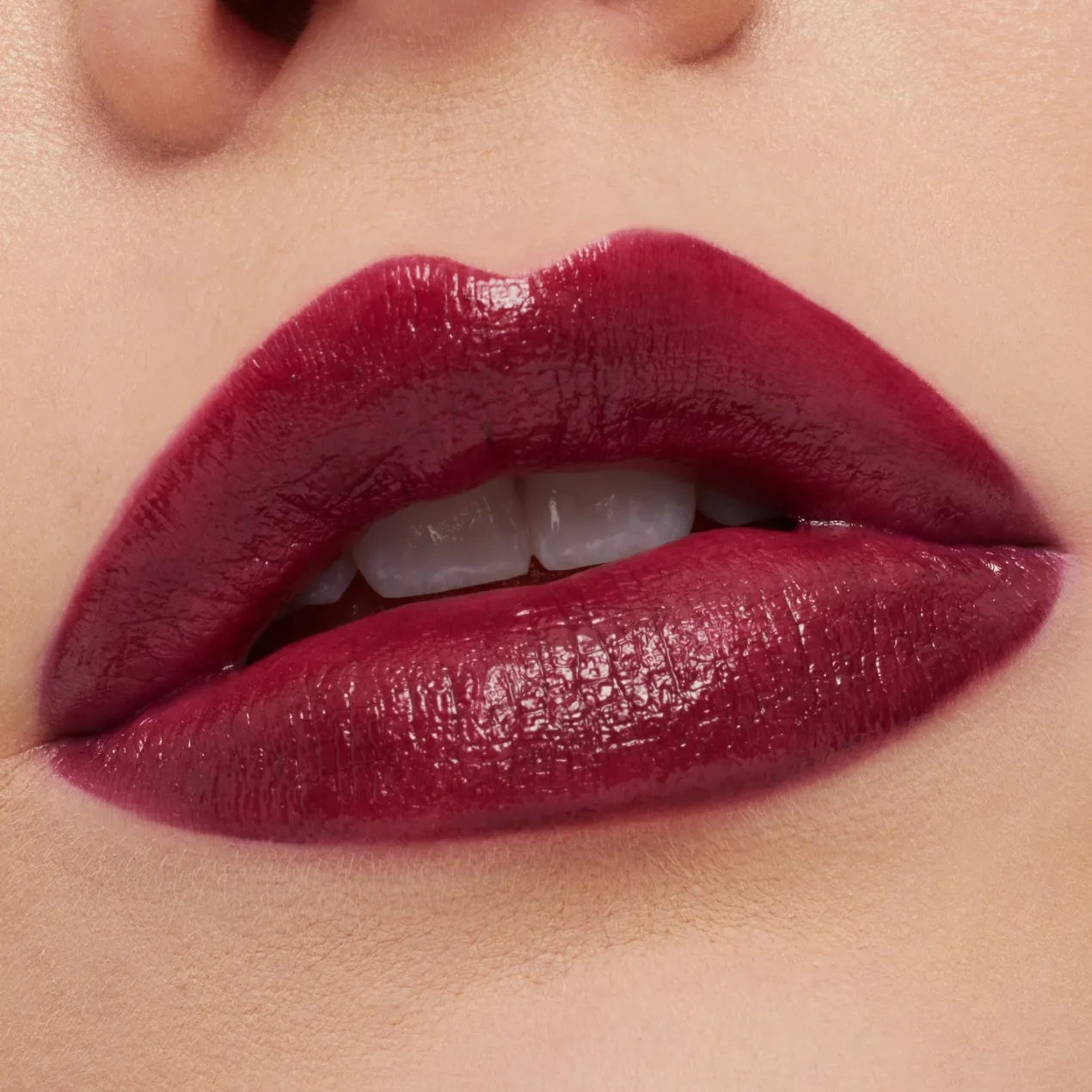 Barra de labios M·A·Cximal Sleek Satin Lipstick