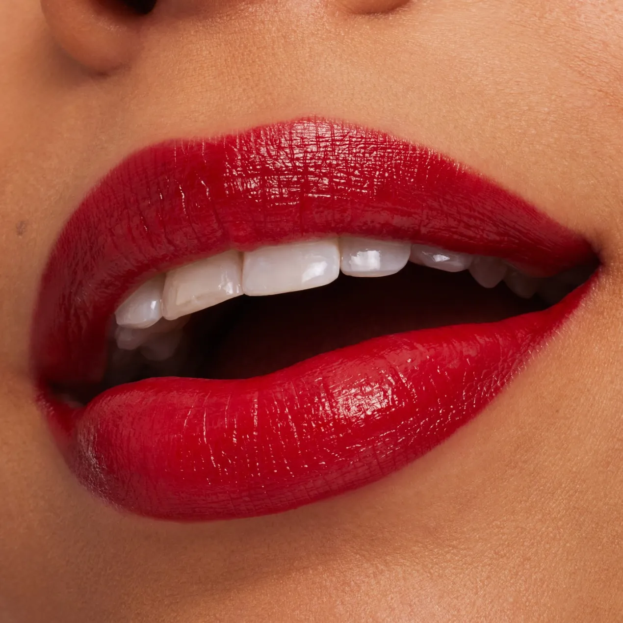 Barra de labios M·A·Cximal Sleek Satin Lipstick