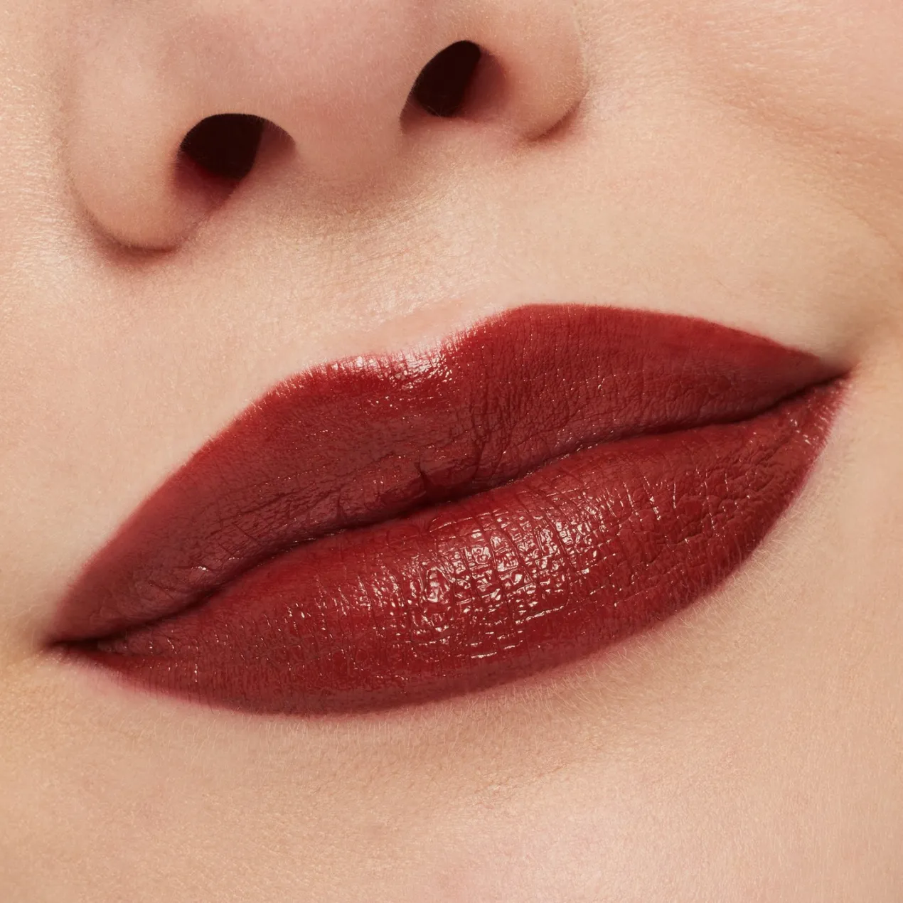Barra de labios M·A·Cximal Sleek Satin Lipstick
