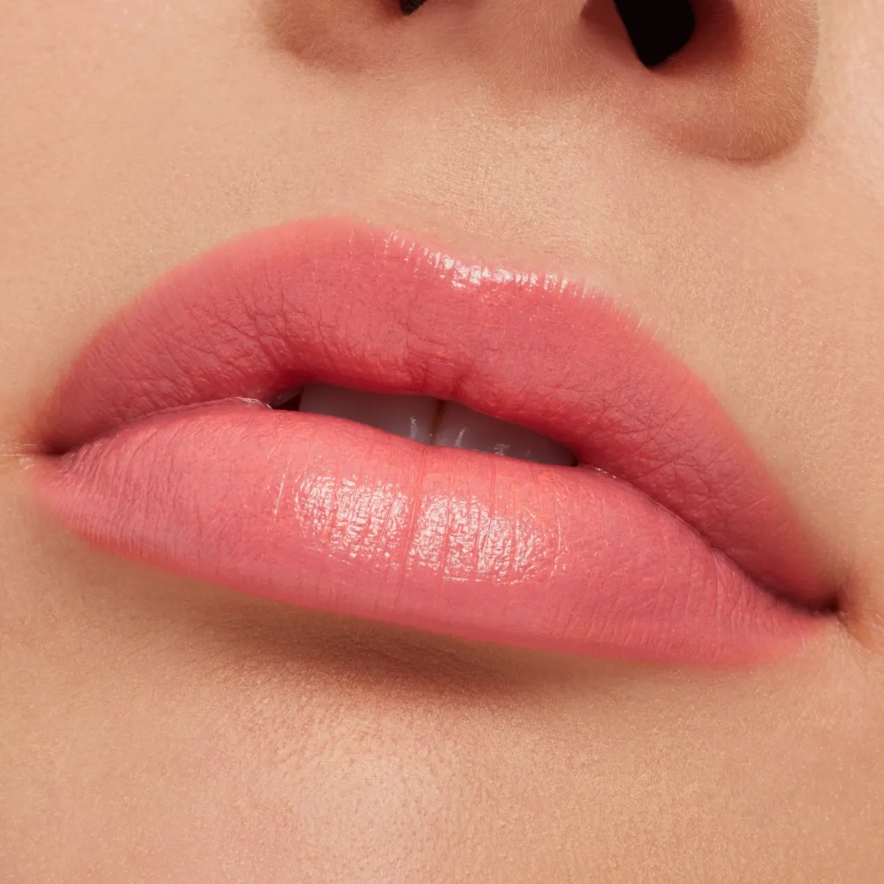 Barra de labios M·A·Cximal Sleek Satin Lipstick