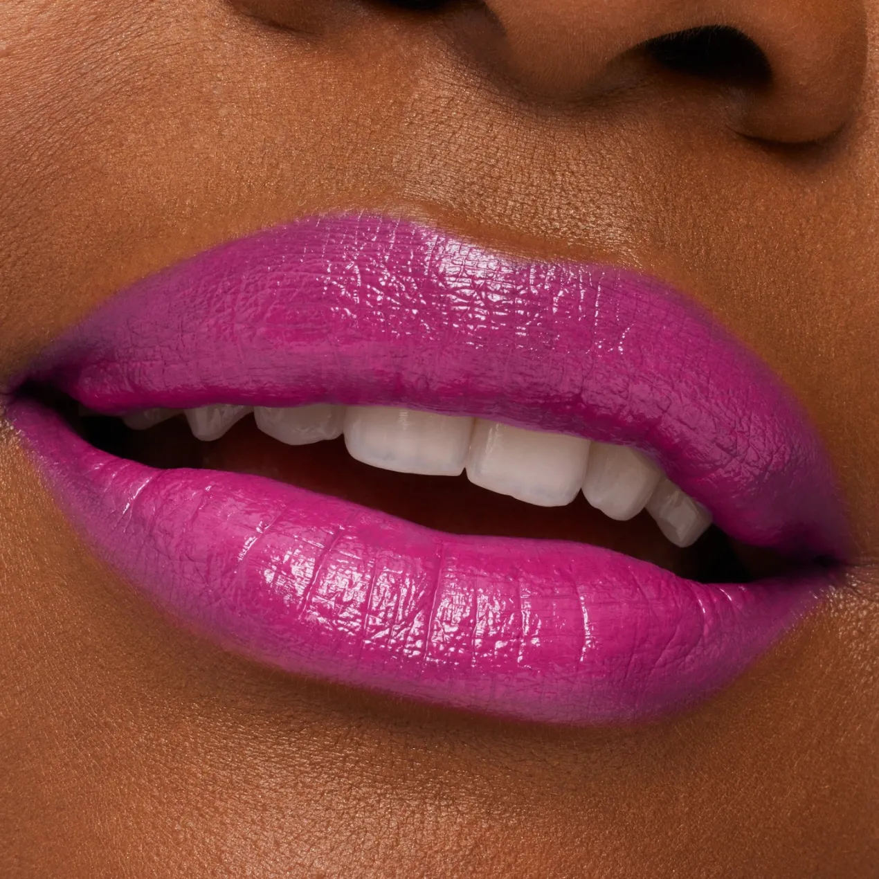 Barra de labios M·A·Cximal Sleek Satin Lipstick