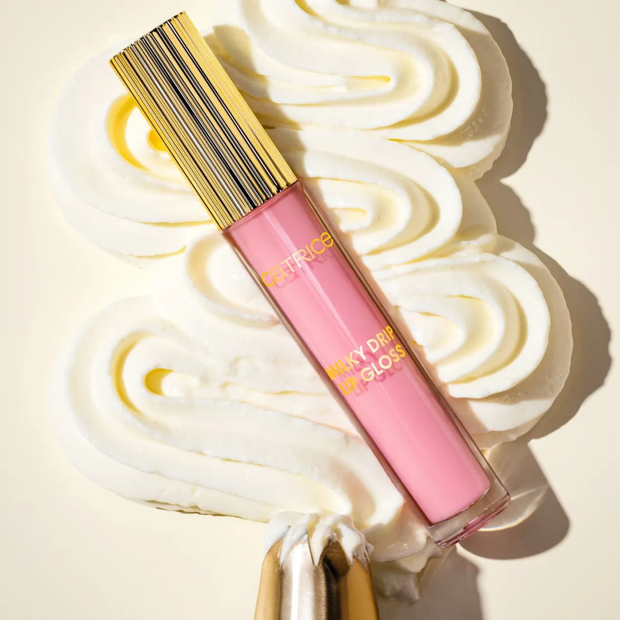 Brillo para labios Milky Drip de Pistachio Cream Delight