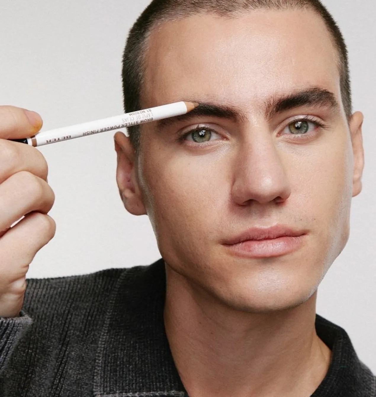 Brow Styler Powder Finish Lápiz de Cejas
