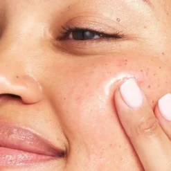 Bye Bye Dark Spots Serum Facial Minimizador Manchas Oscuras