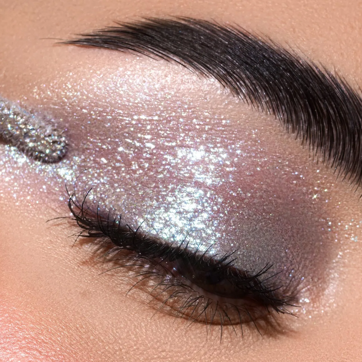 Chromo Therapy Liquid Eyeshadow