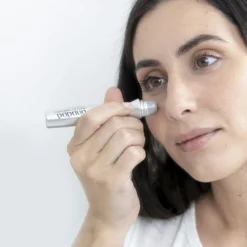 Contorno de Ojos Antimanchas