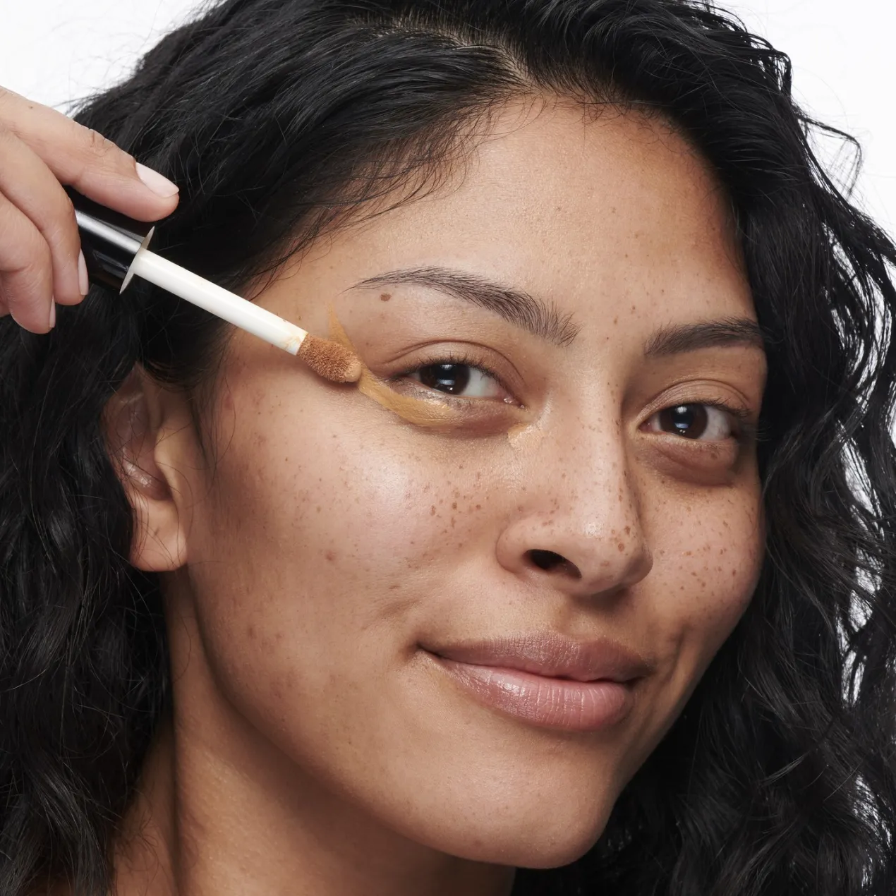 Corrector Studio Radiance 24HR Luminous Lift Concealer