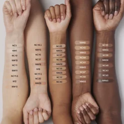 Corrector Studio Radiance 24HR Luminous Lift Concealer