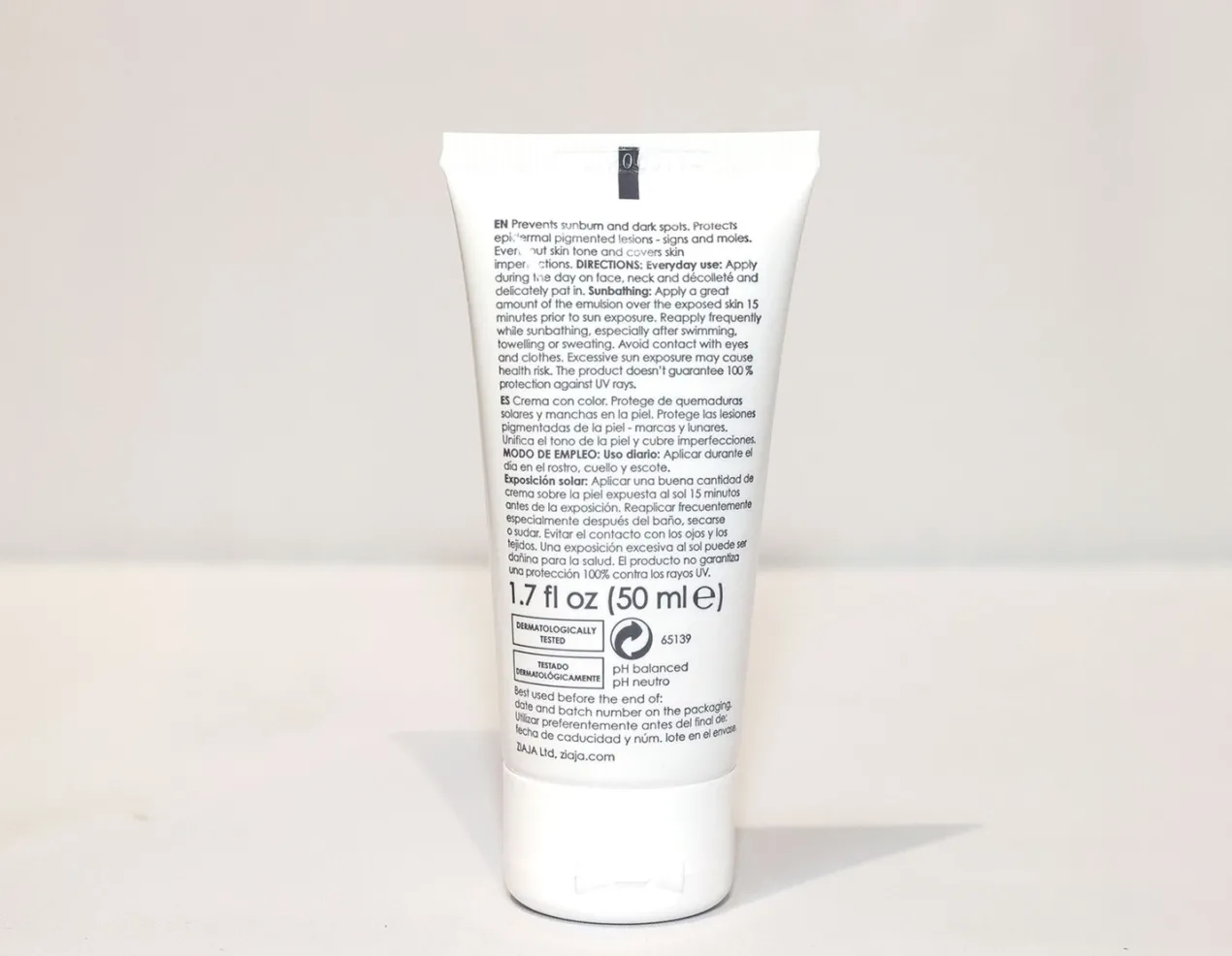 Crema Facial Protectora con Color Natural SPF50+