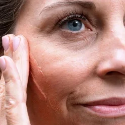 Crema Iluminadora Antiedad Densitium Rose Eclat