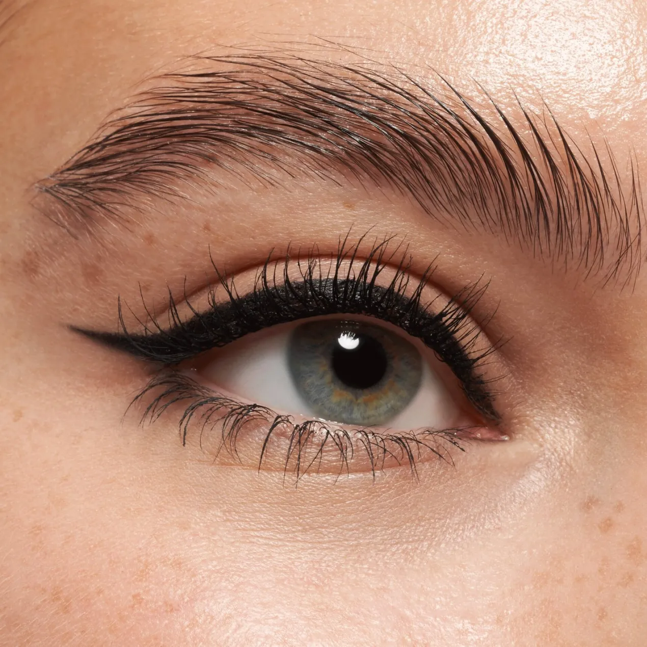 Delineador de ojos Kajal Pencil