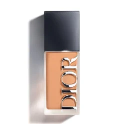 Dior Forever Skin Wear Base de maquillaje mate con efecto difuminado