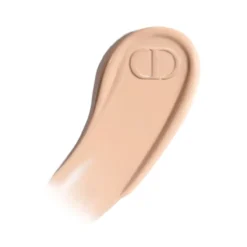 Dior Forever Skin Wear Base de maquillaje mate con efecto difuminado