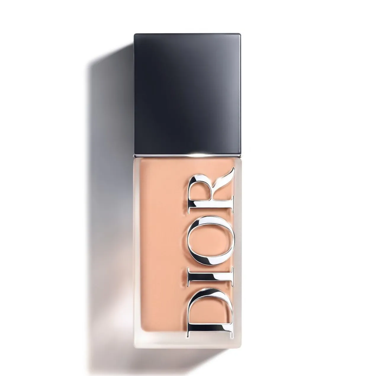 Dior Forever Skin Wear Base de maquillaje mate con efecto difuminado