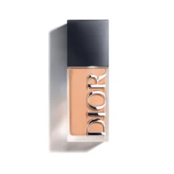 Dior Forever Skin Wear Base de maquillaje mate con efecto difuminado