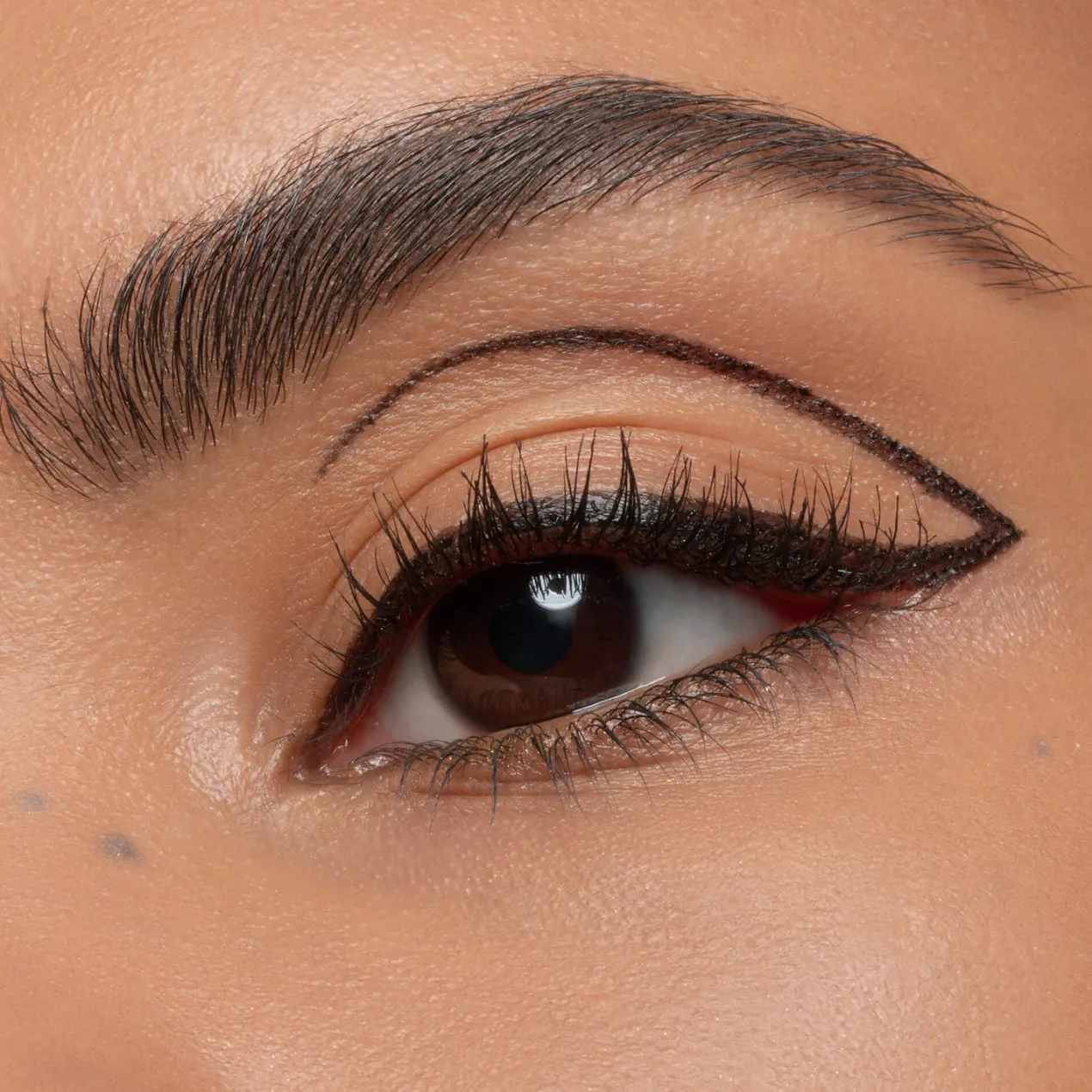 Eyeliner Rotulador de Larga Duración
