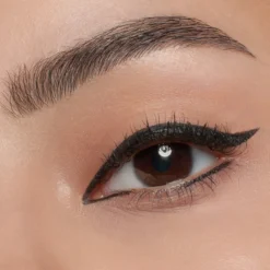 Eyeliner Rotulador de Larga Duración