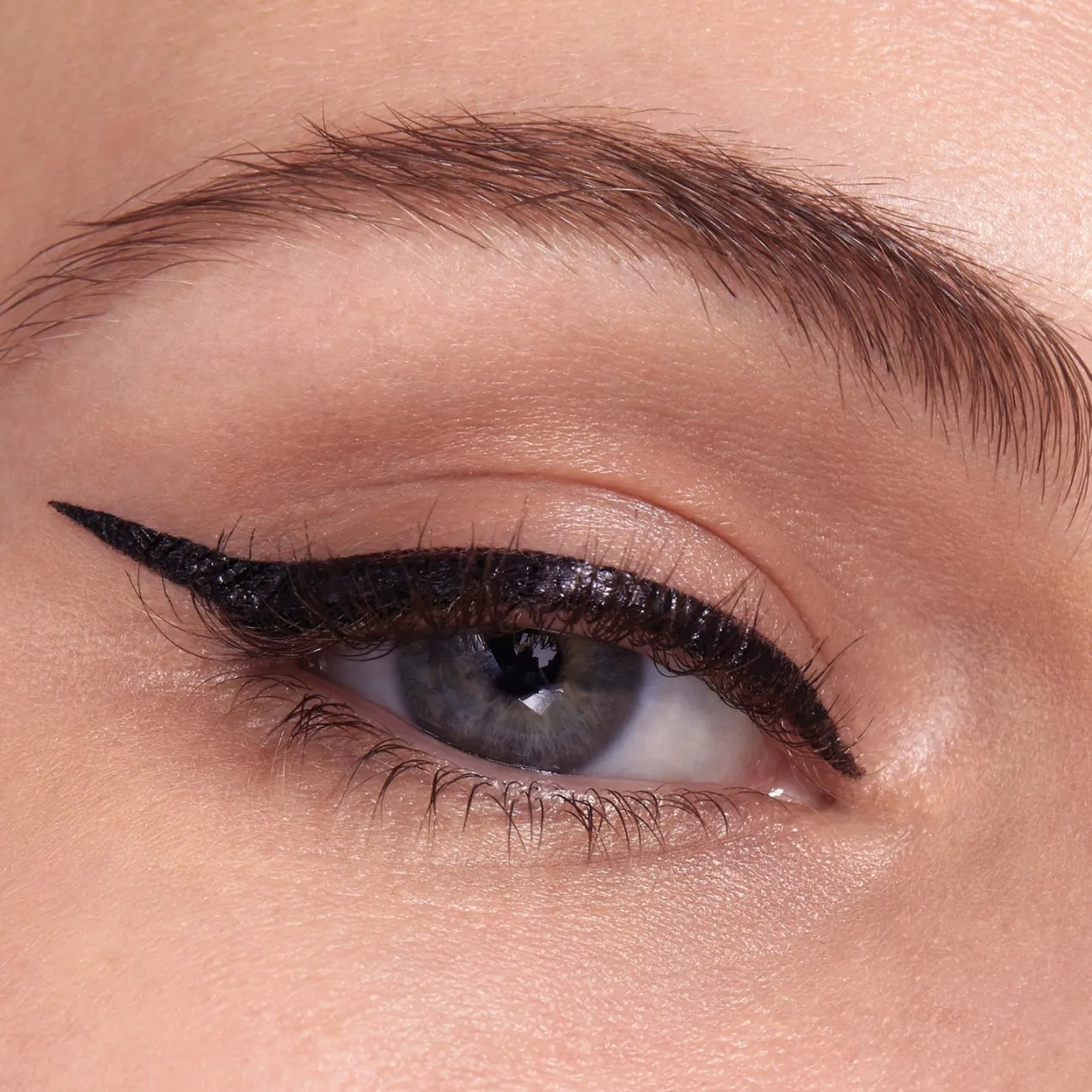 Eyeliner Rotulador Líquido HyperEasy