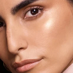 Facefinity Highlighter Powder Polvos Iluminadores