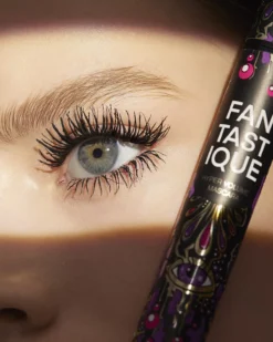 False Lash Effect Mascara