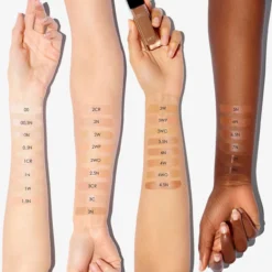 FOREVER SKIN CORRECT Corrector antiojeras de alta cobertura
