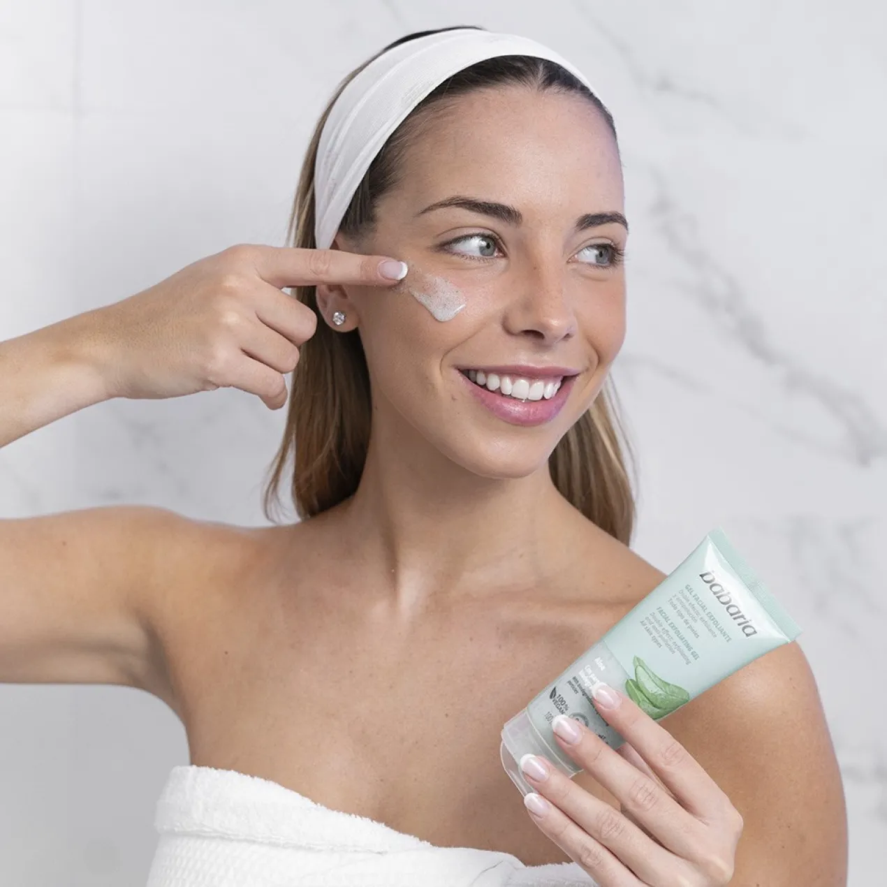 Gel Facial Exfoliante Aloe