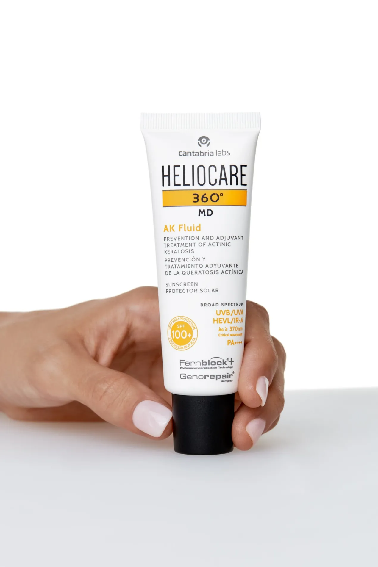 Heliocare 360º MD AK Fluid SPF 100
