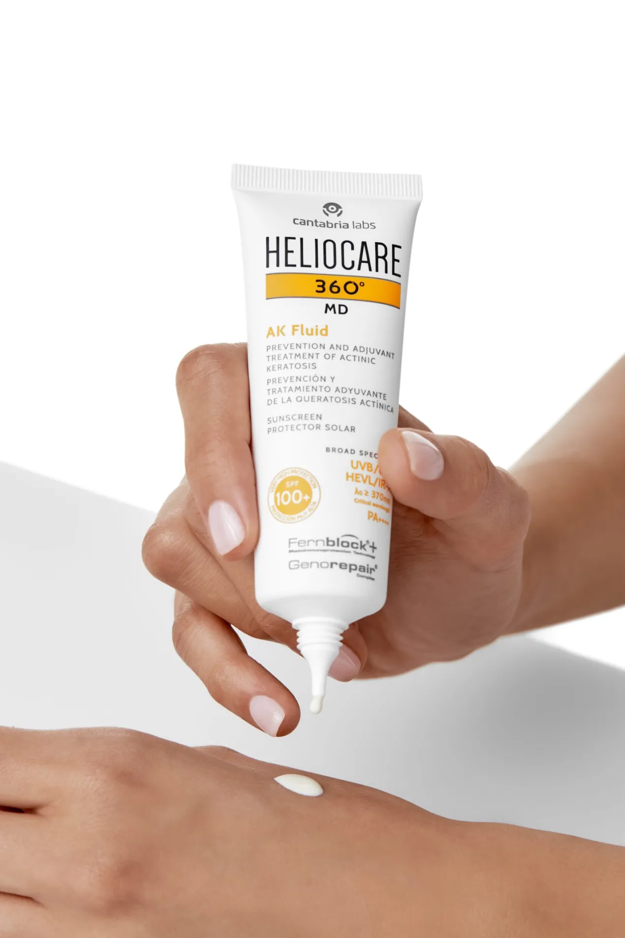 Heliocare 360º MD AK Fluid SPF 100