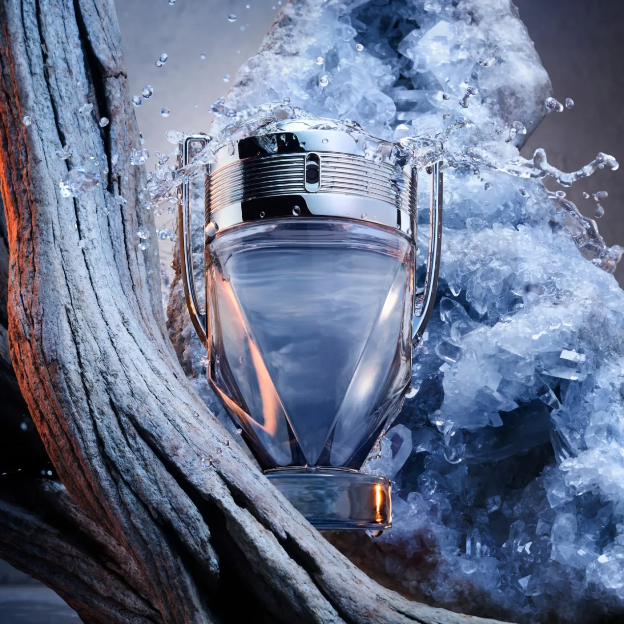 Invictus Eau de Toilette Estuche