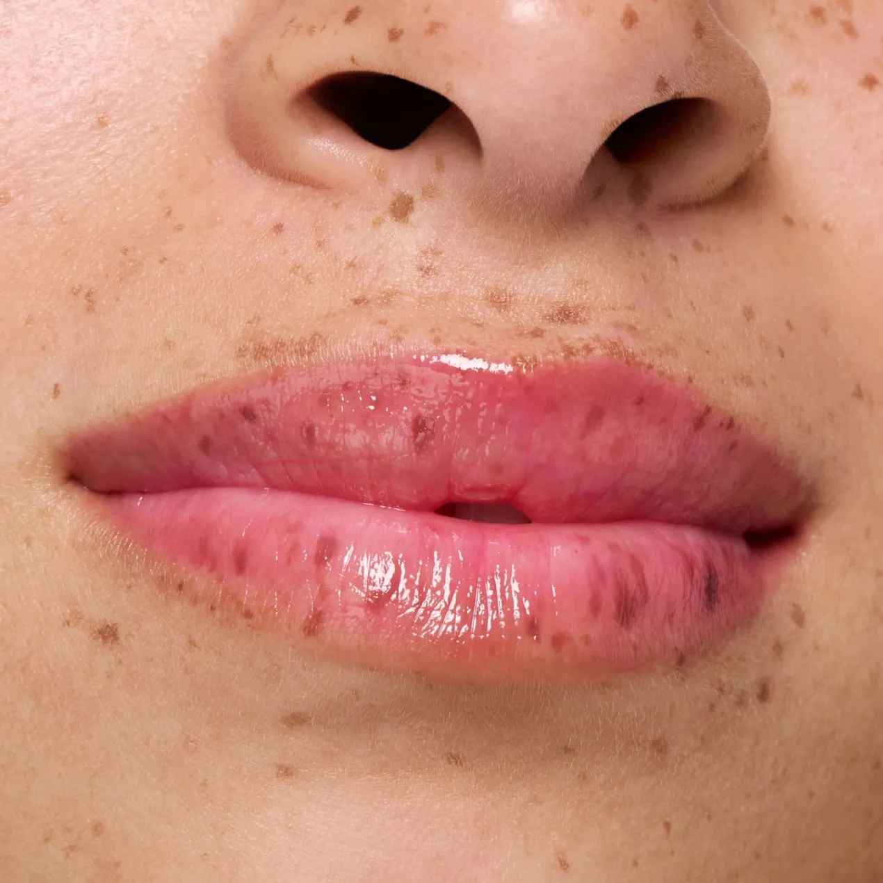 Juicy Bomb Bálsamo Labial Brillante