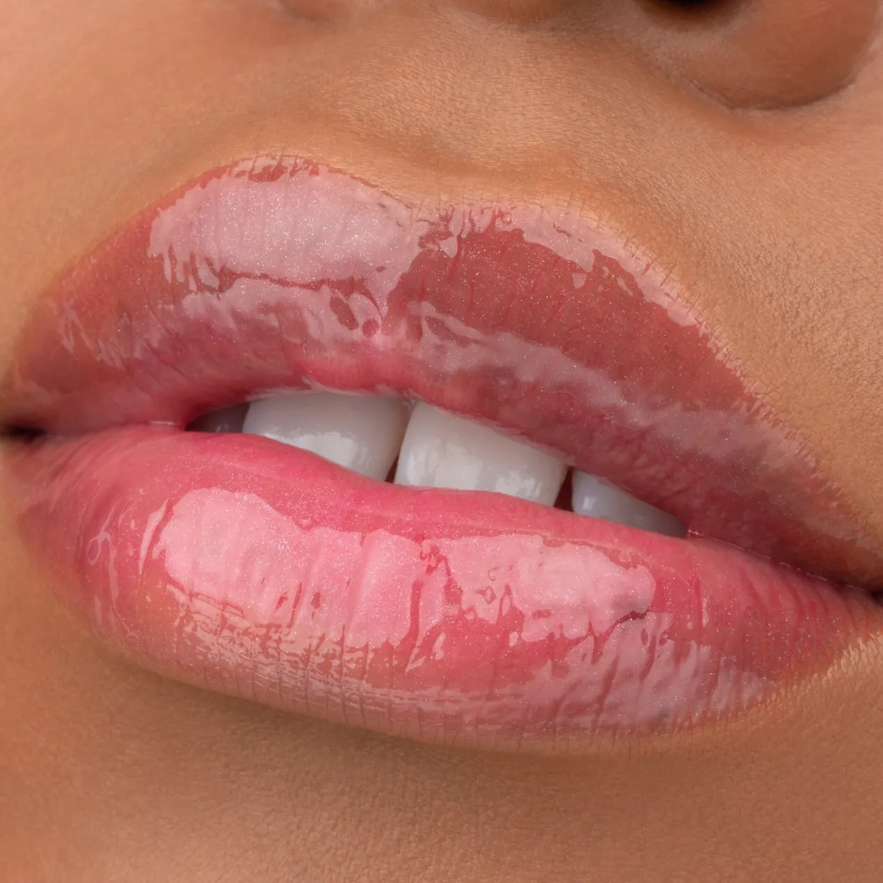 Juicy Bomb Brillo de Labios