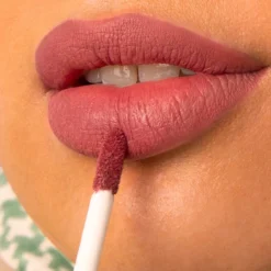 Labial Líquido The Longwear Lipstick