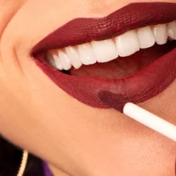 Labial Líquido The Longwear Lipstick