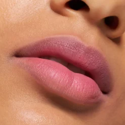 Labial Mate Cremoso Blur Soufflé