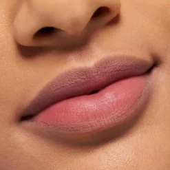 Labial Mate Cremoso Blur Soufflé