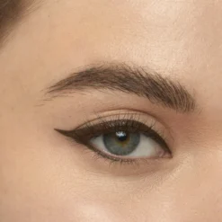 Lasting Drama Liner Automático