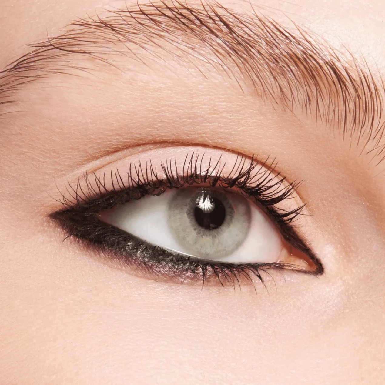 Long Lasting Eye Pencil Delineador Retráctil