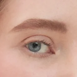 Lápiz de Cejas Fino con Cepillo
