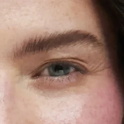 Lápiz de Cejas Fino con Cepillo