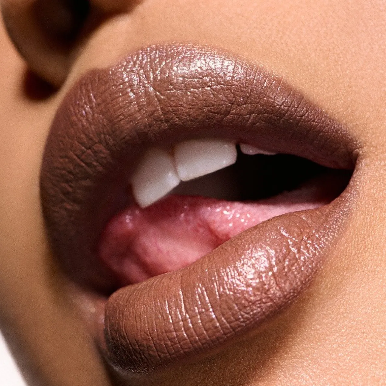 Lápiz Labial Dazzlelips