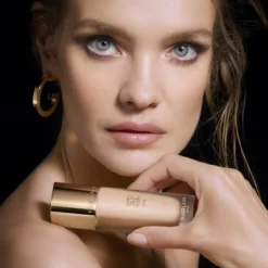 Parure Gold Skin Matte Base de Maquillaje