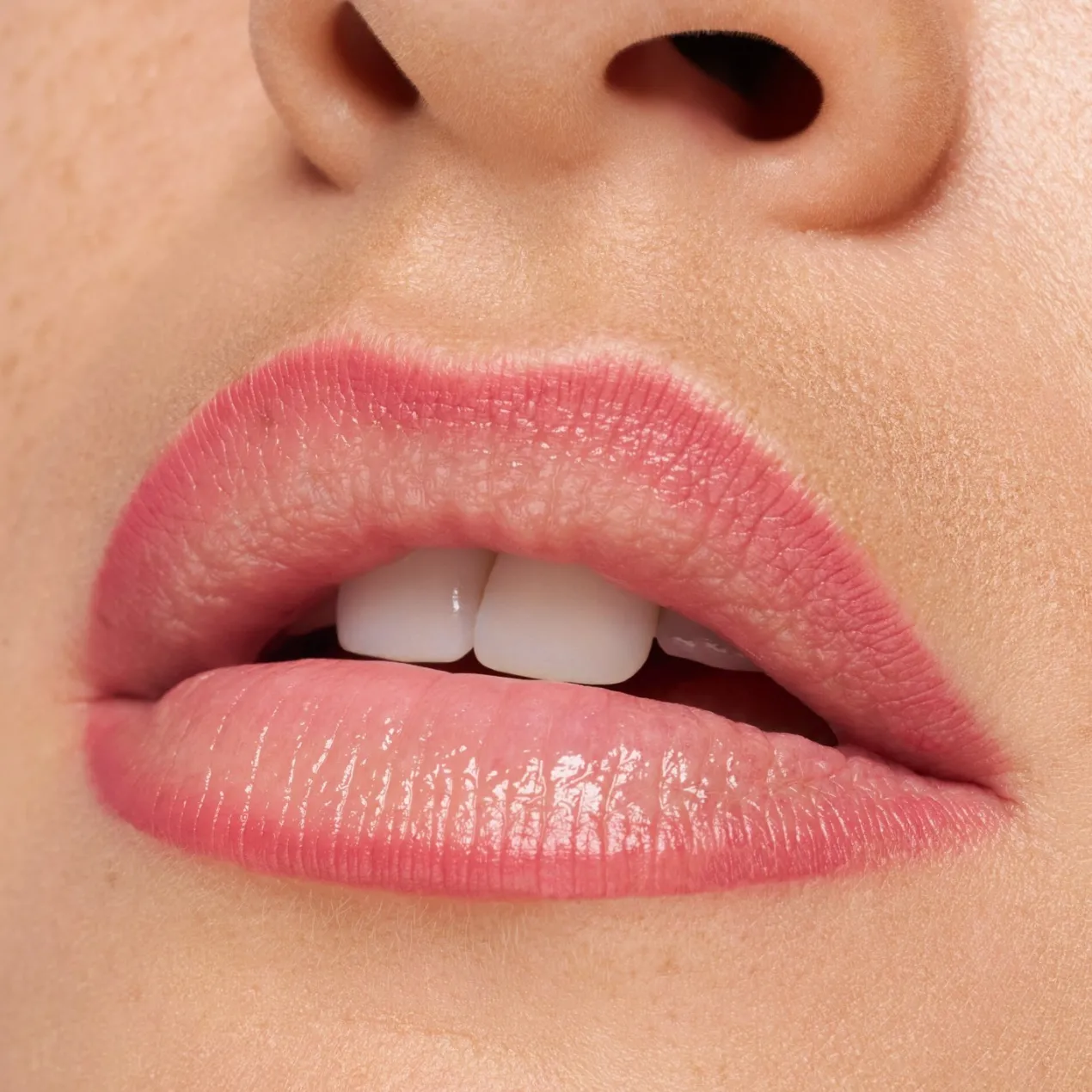 Perfilador de Labios Matte Comfort 8h