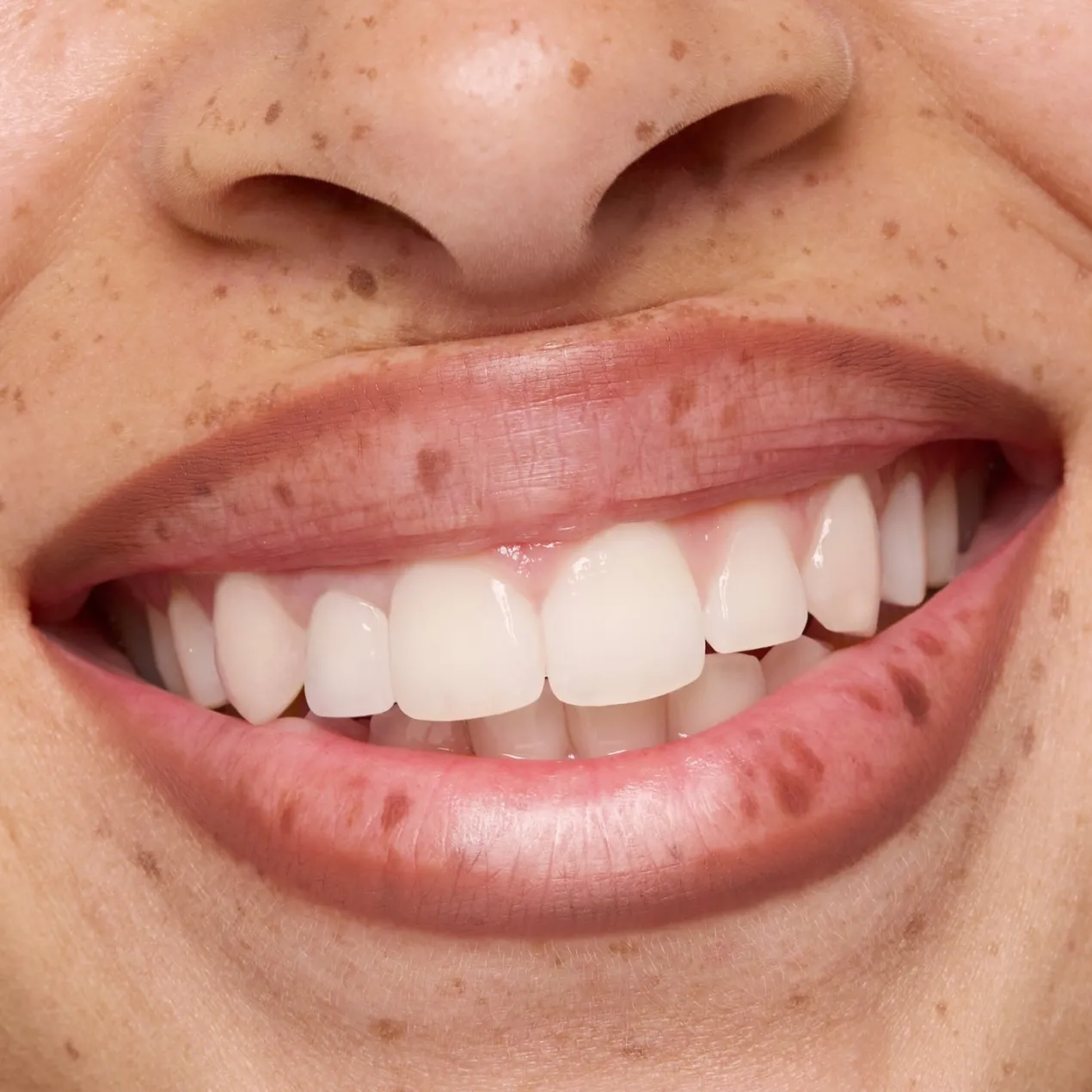 Perfilador de Labios Matte Comfort 8h