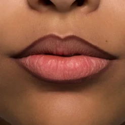 Perfilador de Labios Matte Comfort 8h