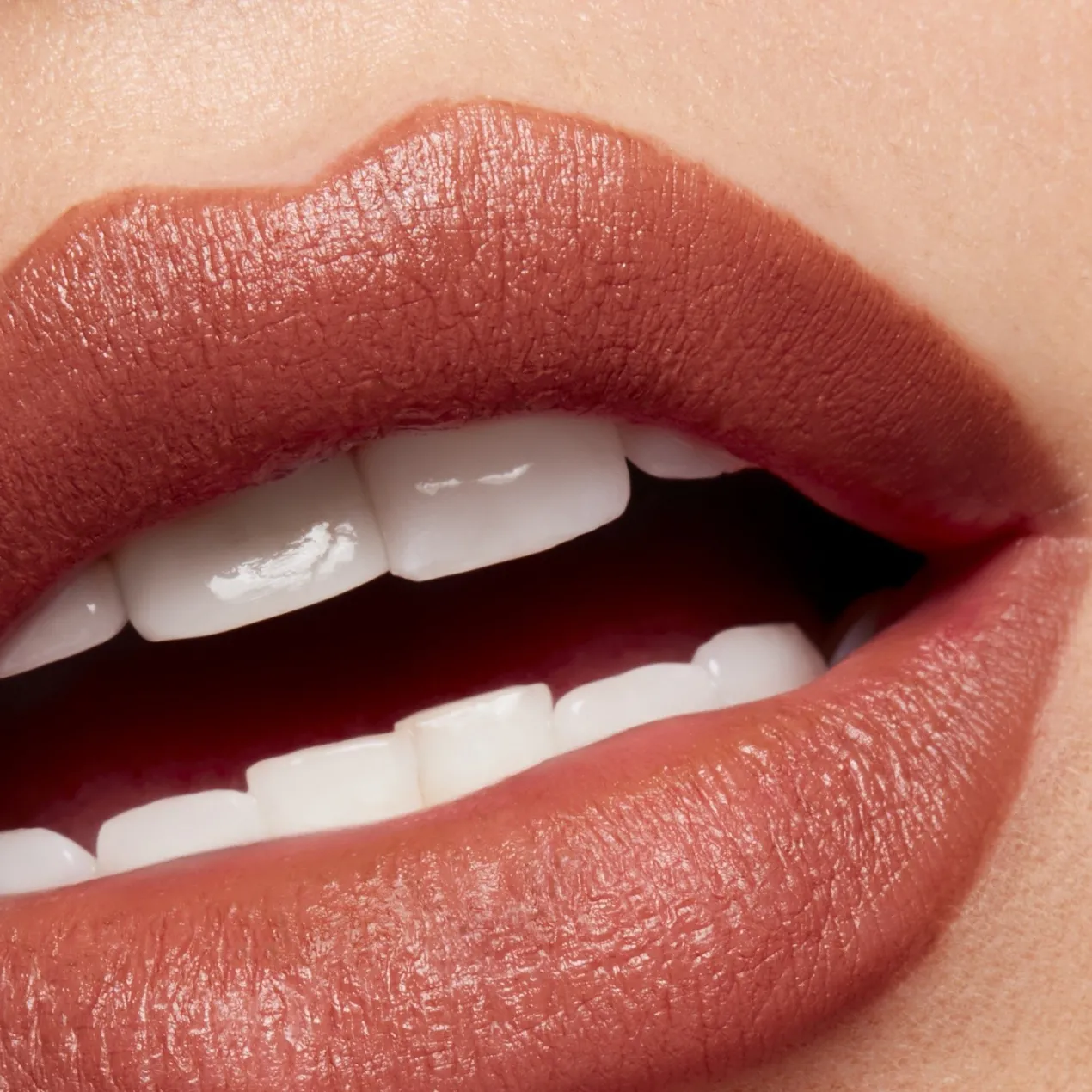 Powder Kiss Velvet Blur Barra de Labios Matte