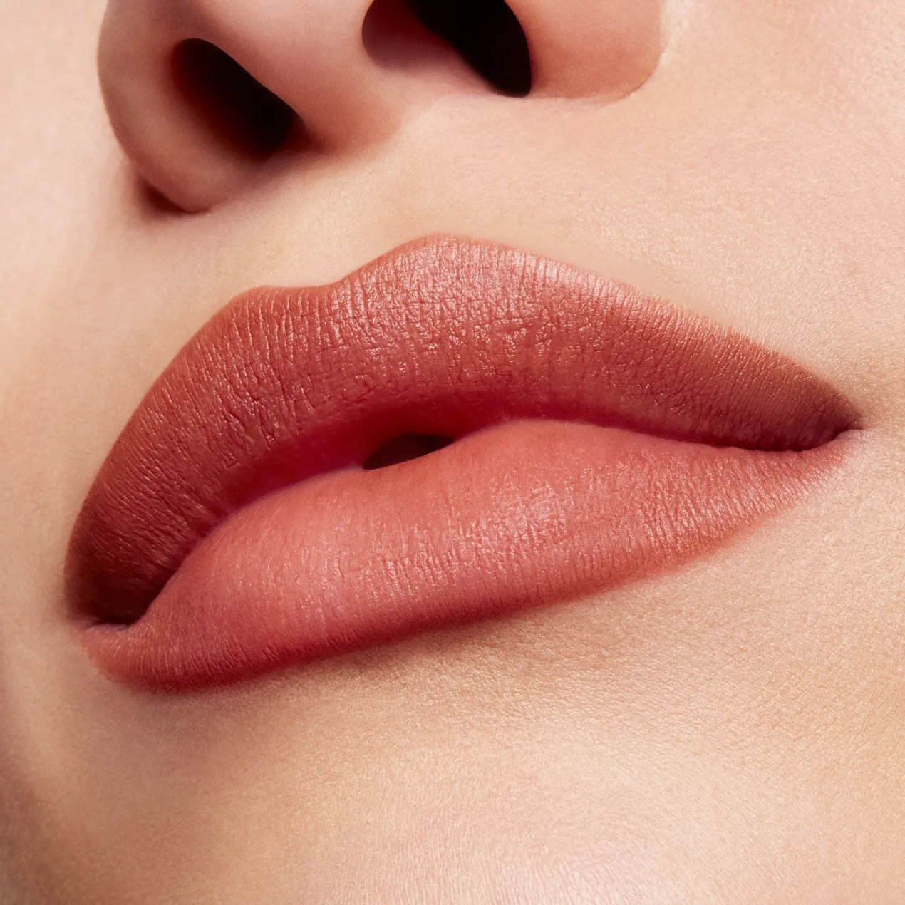 Powder Kiss Velvet Blur Barra de Labios Matte