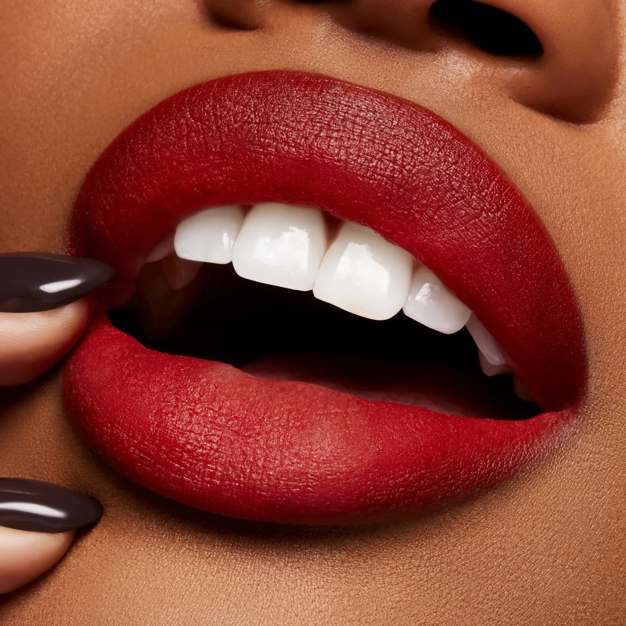 Powder Kiss Velvet Blur Barra de Labios Matte