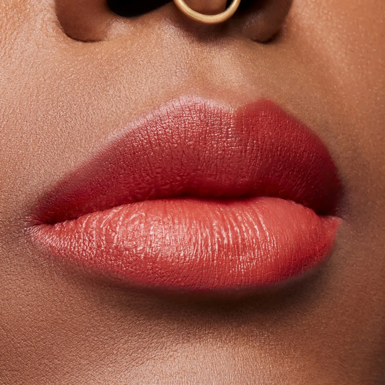 Powder Kiss Velvet Blur Barra de Labios Matte