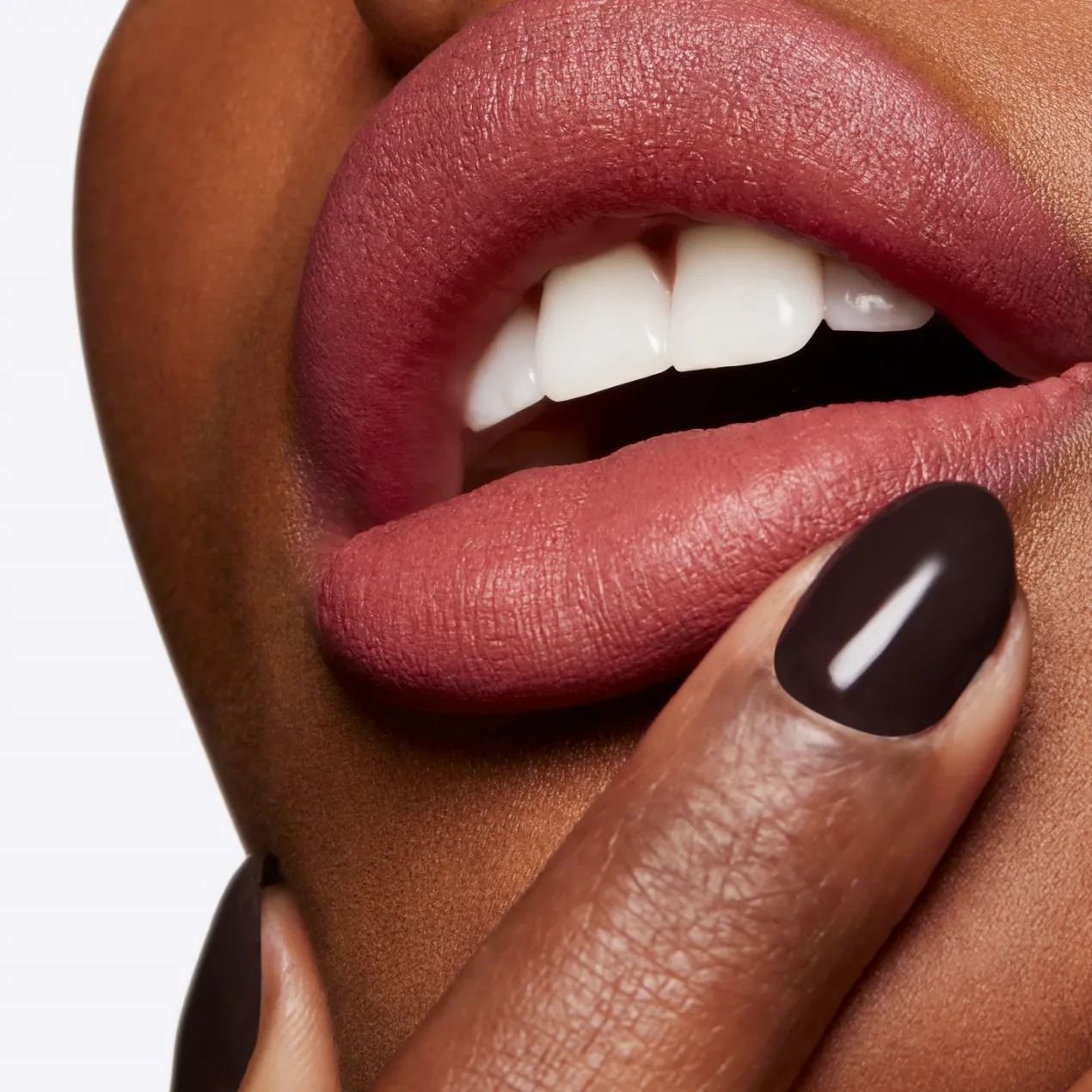 Powder Kiss Velvet Blur Barra de Labios Matte